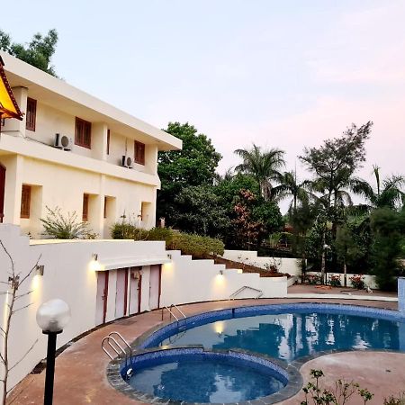 Arcus Villa - Swimming Pool/Ac/Luxurious Mahābaleshwar Εξωτερικό φωτογραφία